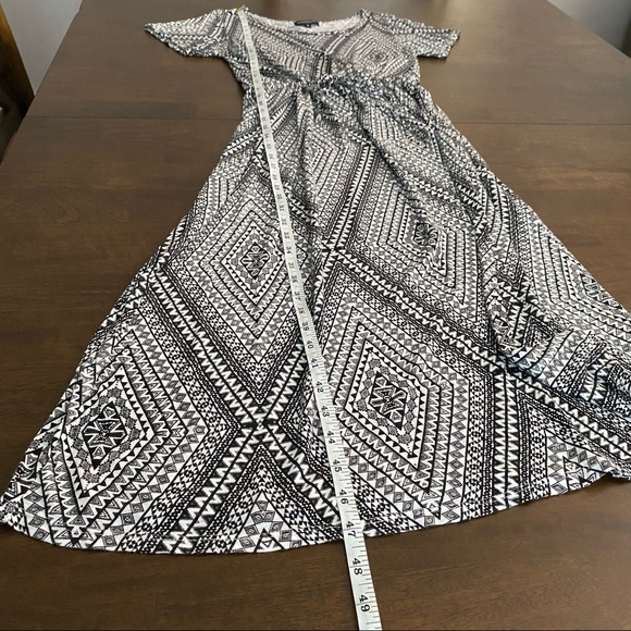 CHEROKEE Black White Printed Dress with Waist String - Picture 9 of 11